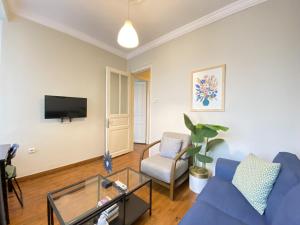 Authentic Vintage 3BR Home - Heart of Beyoğlu