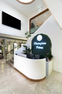 Champion Prime-My Downtown Hotel