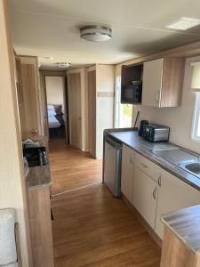 Caravan by the Sea 641