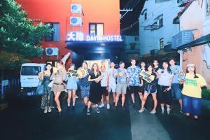 Dayin Youth Hostel - Old Town & People's Square& Rail Hub -Social Area -Bar -Café -Gym -Free Laundry Luggage Storage -24H Front Desk -English Service