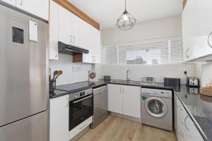 Affordable Comfort in Sea Point Retreat