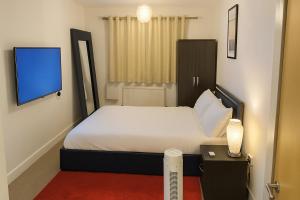 4 Guests - PetOK - Parking - 35min Central London