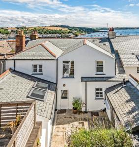 Captains No9 Falmouth