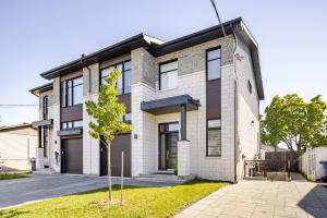 Logement neuf, spacieux