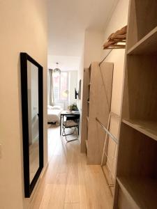 Studio Vieux-Nice proche de la mer et Cours Saleya