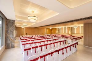 Regenta Hotel Science Center, Bhuj