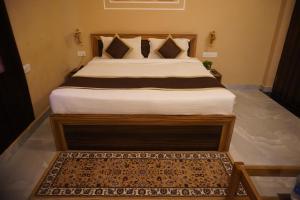 Bagh mahal by jungle vibes