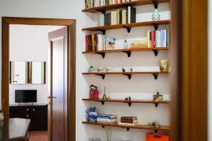 NEW Dianas place with terrace San Pietro Station