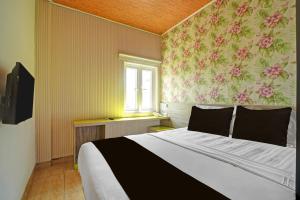 Hotel O Gambir Near Juanda Station Formerly Bunga Dahlia