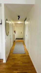 Cozy Stay -3 mins from Kallhäll Station