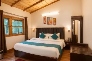 Cedar Woods - A Boutique Resort In House Parking