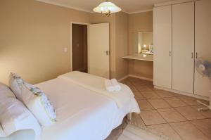 Dei Gratia, Langebaan, 8-sleeper