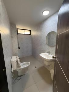 XX Yellow Place Sukhumvit Soi 2 - เยลโล เพลส สุขุมวิทซอย 2