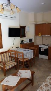 Avgonima Familys Rooms I