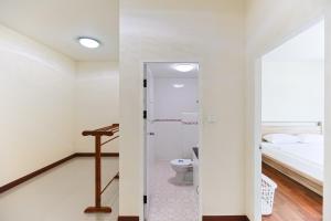 The Cozy house near CMU