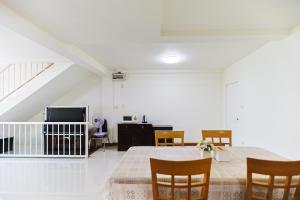 The Cozy house near CMU