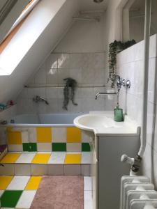 Prague house in Green Oasis 10min to the downtown