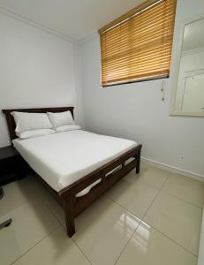 Accommodation Front - Stunning 4 Sleeper near Ushaka Marine World