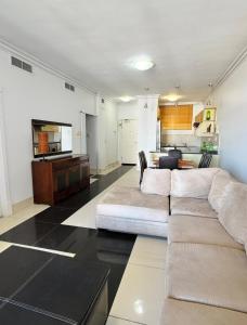 Accommodation Front - Stunning 4 Sleeper near Ushaka Marine World