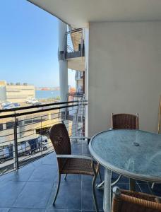 Accommodation Front - Stunning 4 Sleeper near Ushaka Marine World