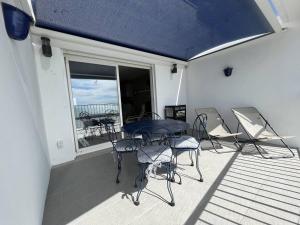 AS21932 - Appartement P3 magnifique Vue Mer en dernier étage sur le Front de Mer