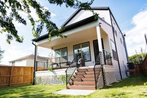 Luxury 3BR Home independence heights