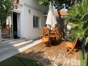 Beautiful Villa, 8p, comfort, quiet, beaches and center