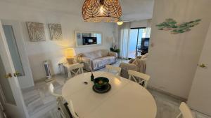 Relax en La Carihuela Tenis y parking privado