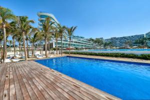 Beachfront Duplex with Multiple Pools - Beachclub