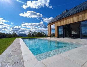 Blacksmith house Luxury Design Villa with Private Spa and Nature Views