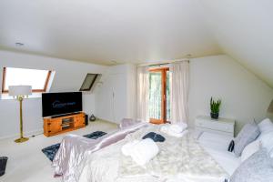 Manby Louth 5BR Home 3Bath Parking WiFi