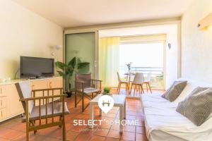 SELECTSO HOME - Appartement Vue mer & Pieds dans leau - ESTEL-F