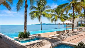 New Oceanfront 1 BR Condo - Gym - Beach - Pool