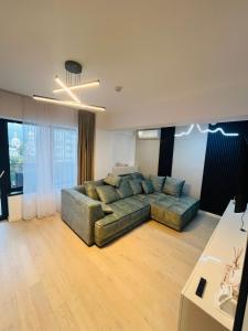 Family Home 2 Centru Palas Mall