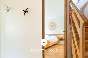 SELECTsoHOME - Duplex avec terrasse au cœur du village de Bormes-les-mimosas ! - IRUNDA