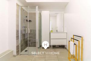 SELECTsoHOME - Appartement pour 4 personnes avec parking privé et grande terrasse ! - Centre-ville du Lavandou - LAVANDOR