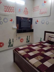 Raghunath Bhawan Yatri Niwas Home Stay AC Or Non AC Rooms
