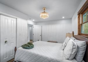 Daffodil Hill - Walk to Downtown & Brow Park