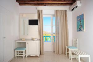 Double or Twin Room with Sea View