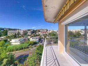 Emplacement et vue exceptionnels 24L FER