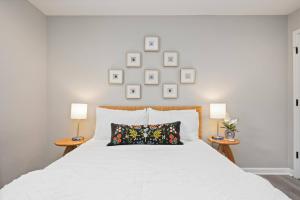 Prime Heights Location • Central & Cozy!