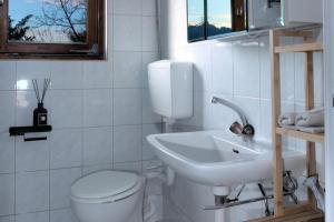 Apartment - Sleeps 3 - Balcony - Garden