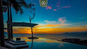 Luxury 1 BR Condo in Pier 57 - Infinity Pool