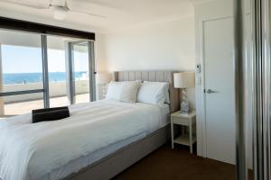 No.16 Penthouse Beach View Apartment Cottesloe