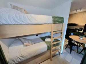 COD26 - Piscina temperada, jacuzzi y gran ubicación!