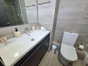 COD26 - Piscina temperada, jacuzzi y gran ubicación!