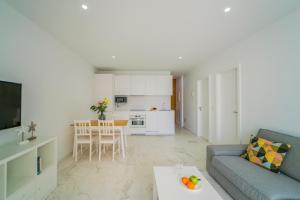CHL Naos del Mar, bright and modern apartment in Puerto Naos