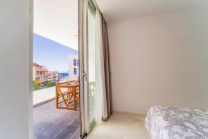 CHL Naos del Mar, bright and modern apartment in Puerto Naos