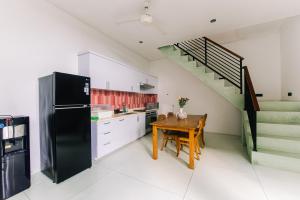 Villa Richard 5mins to Seseh Beach