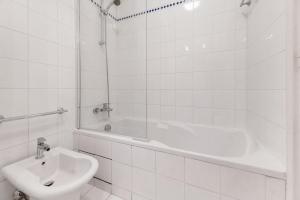 Queen Garden V, Charmant 2 pièces centre ville, AC, vue mer